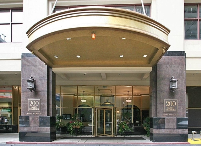 200 N Dearborn St, Chicago, IL 60601 - Photo 3 of 10