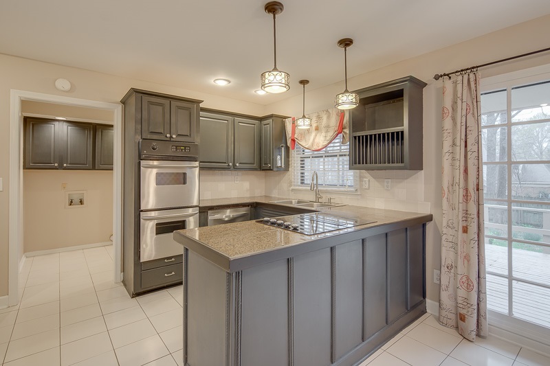 2019 Brierbrook Road Germantown, TN 38138 - Photo 5 of 25 Gallery Image 5
