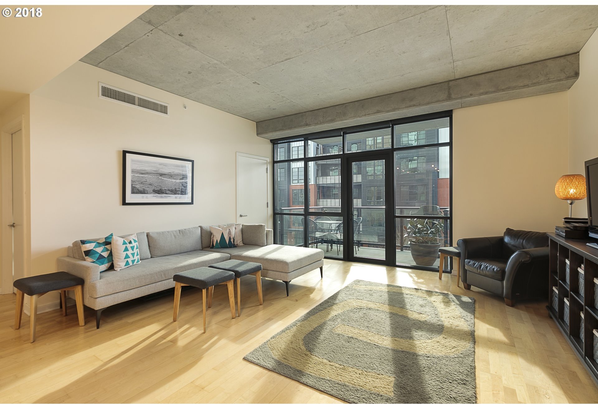 1830 Northwest Riverscape Street, Unit 305 Portland, OR 97209 - Photo 10 of 25 Gallery Image 10
