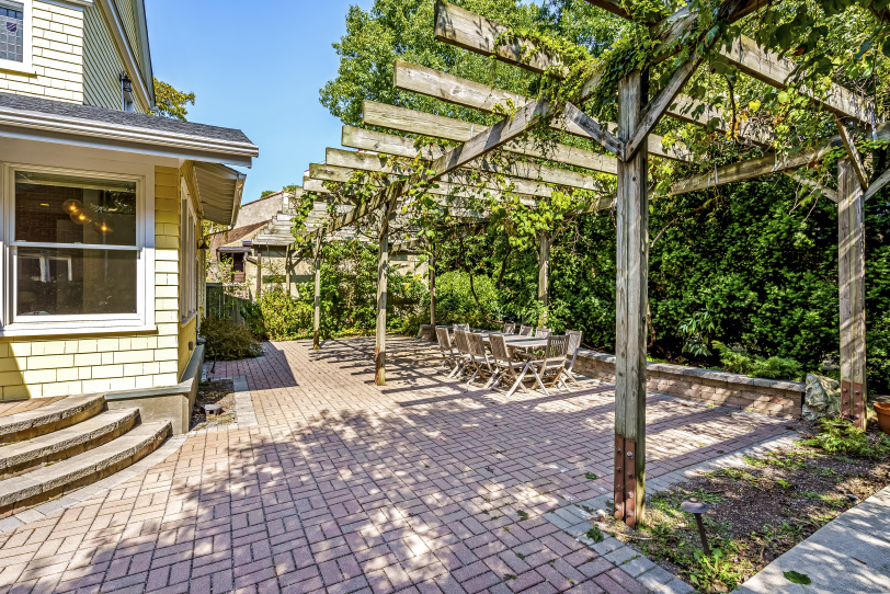 85 Buckingham Road Brooklyn, NY 11226 - Photo 4 of 33