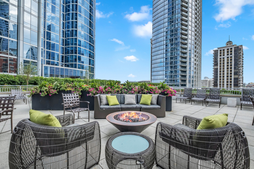 One Museum Park West 1201 S Prairie Ave, Chicago, IL 60605 - Photo 23 of 33