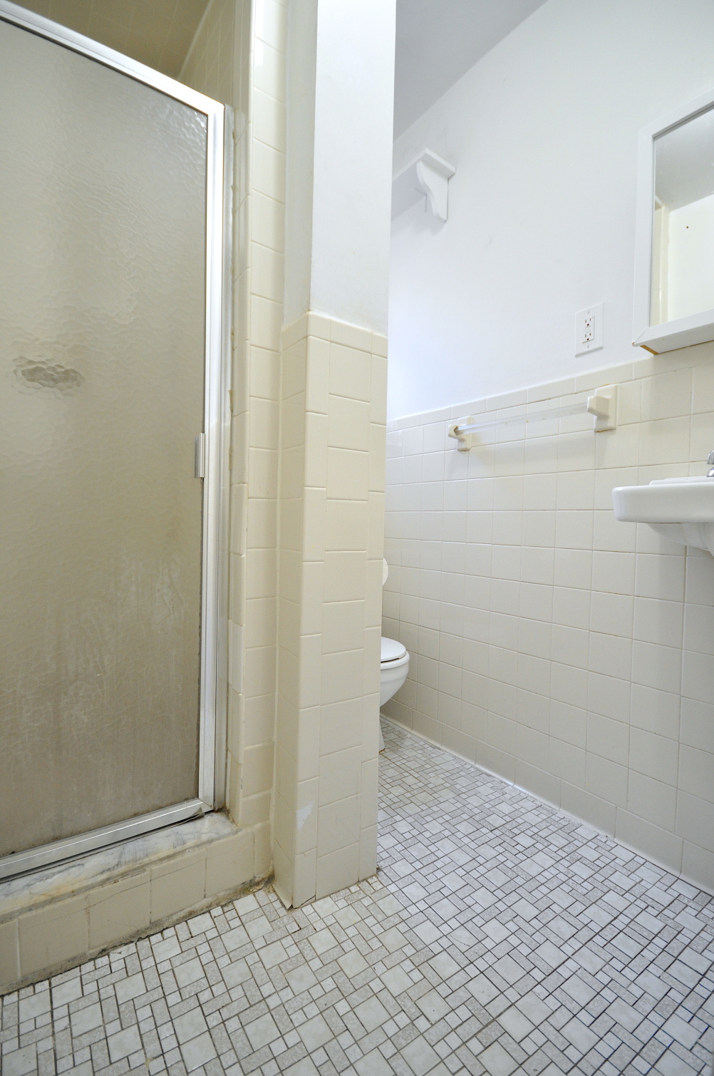 218 Thompson Street, Unit 24 Manhattan, NY 10012 - Photo 6 of 6