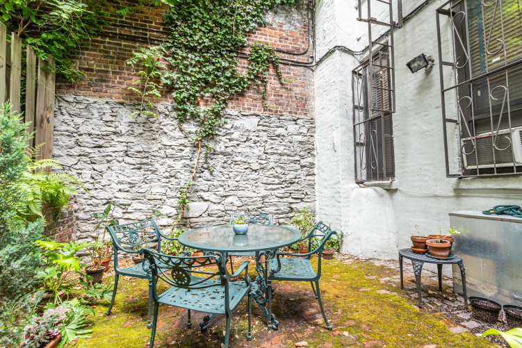 418 West 46th Street, Unit 1A Manhattan, NY 10036 - Photo 10 of 11