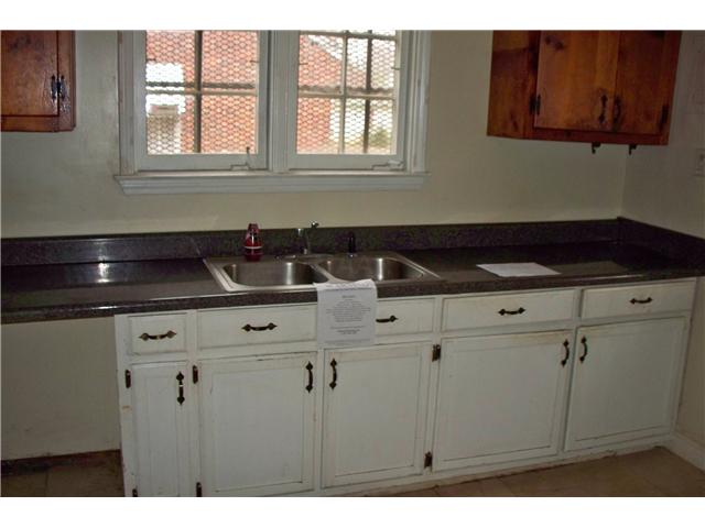968 Inman Road Memphis, TN 38111 - Photo 8 of 12 Gallery Image 8