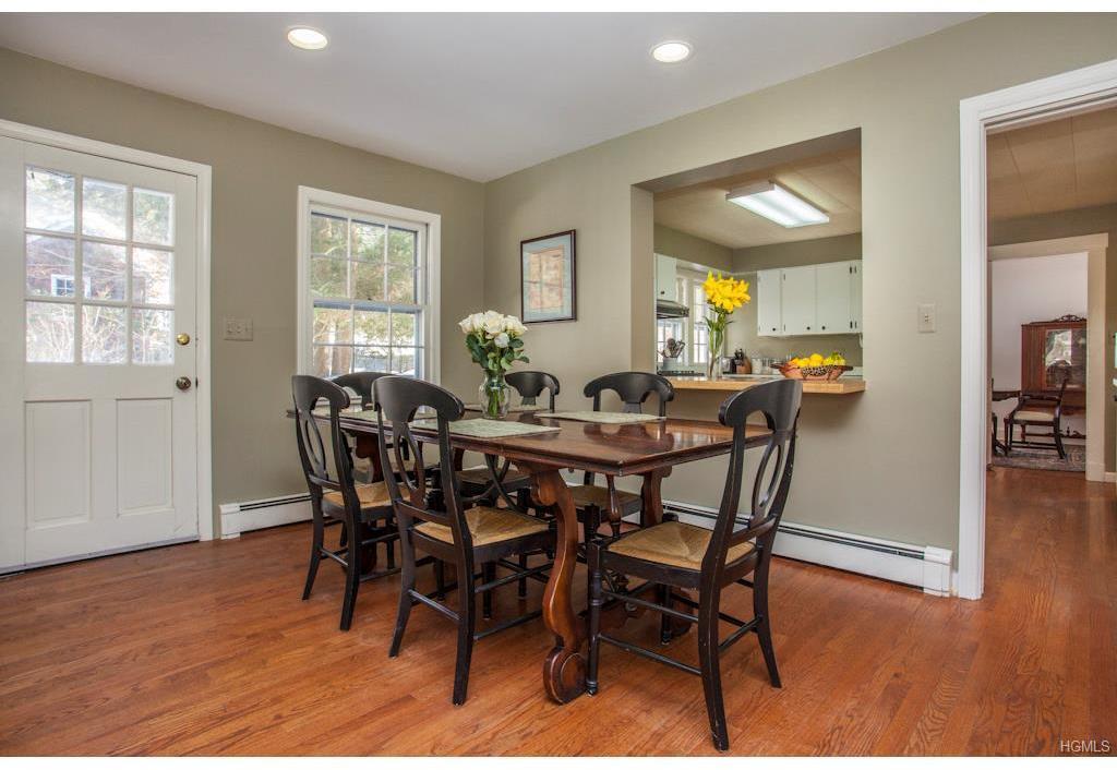 33 Pine Cliff Road Chappaqua, NY 10514 - Photo 8 of 18 Gallery Image 8