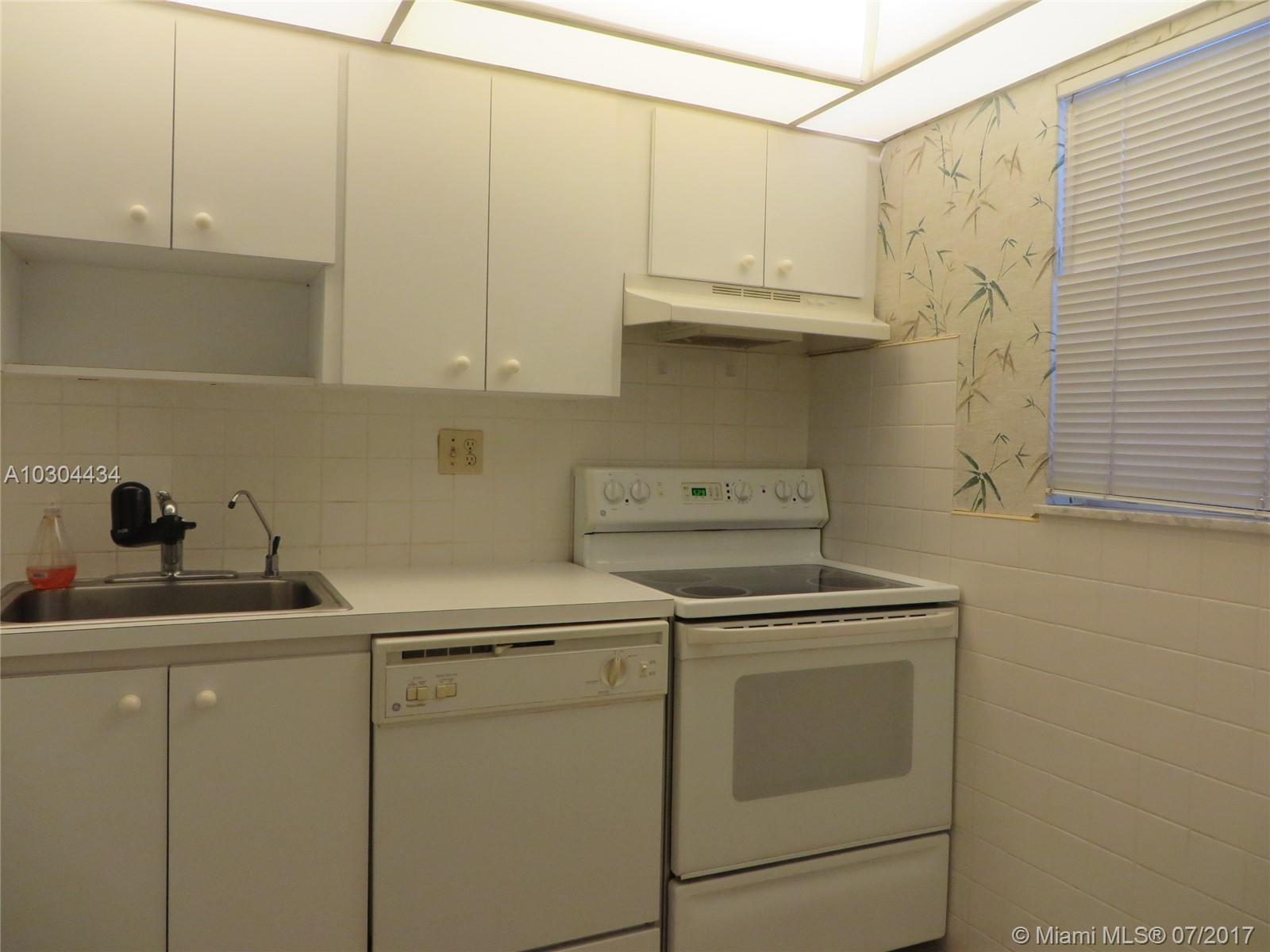 220 Southwest 9th Avenue, Unit 219 Hallandale, FL 33009 - Photo 3 of 24