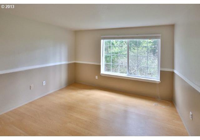 17564 Northwest Springville Road, Unit 14 Portland, OR 97229 - Photo 8 of 16 Gallery Image 8