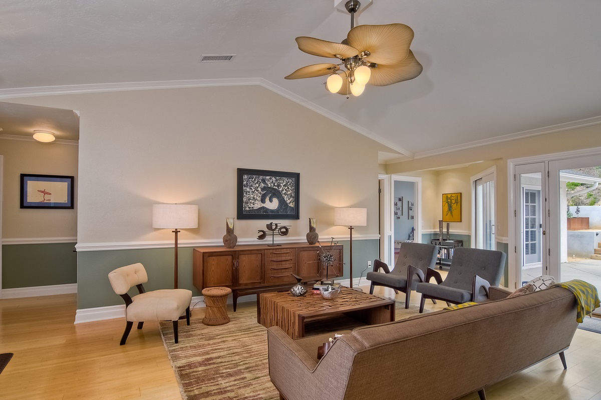 4750 Gateshead Road Carlsbad, CA 92010 - Photo 4 of 18 Gallery Image 4
