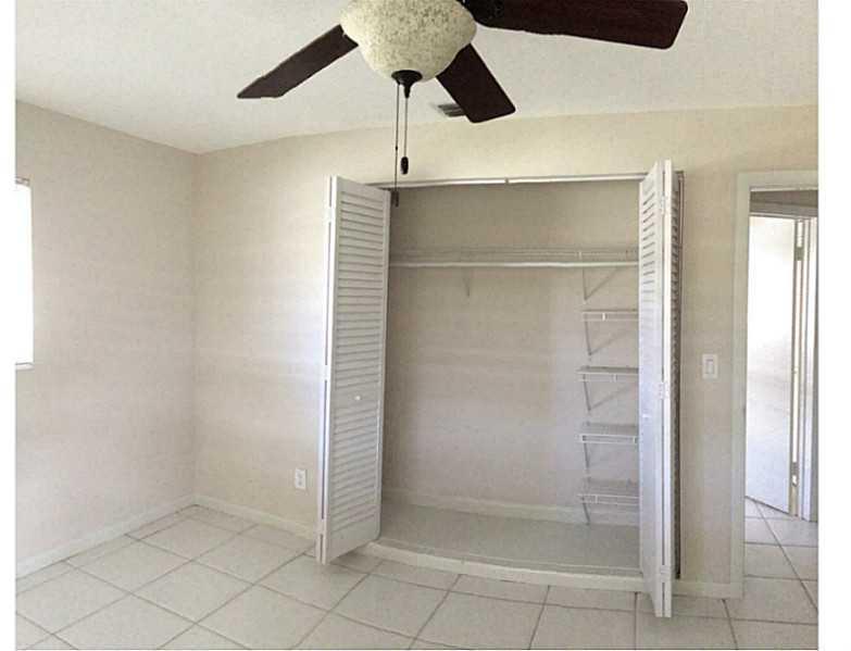1098 Southwest 3rd Street Boca Raton, FL 33486 - Photo 9 of 14