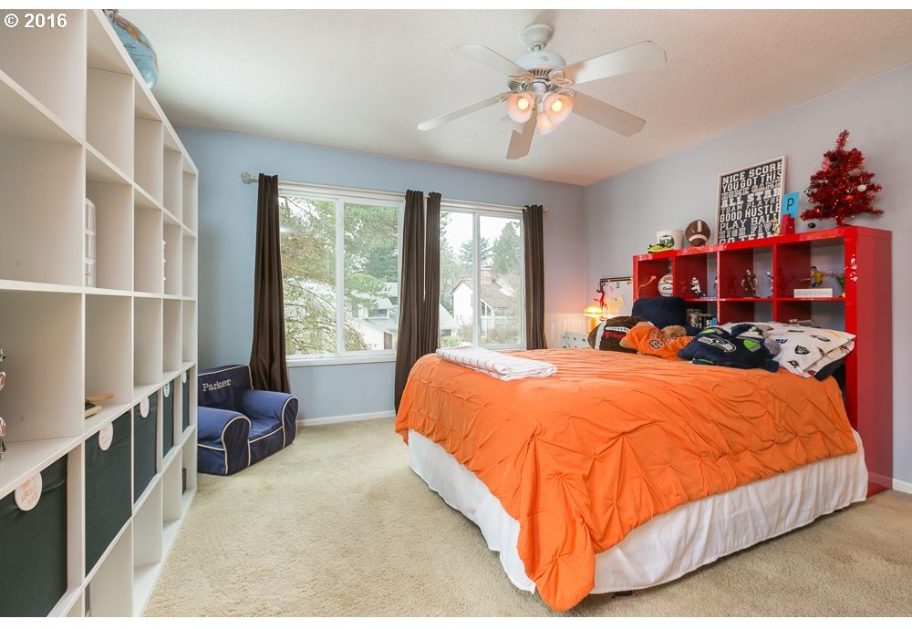 2230 Southwest 106th Place Portland, OR 97225 - Photo 11 of 21