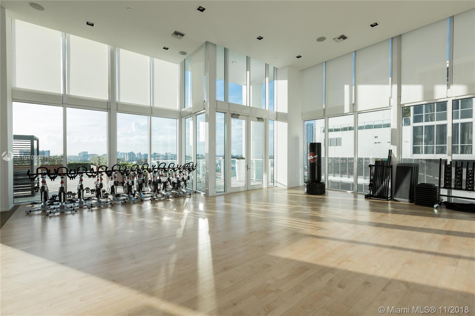 1040 Biscayne Boulevard, Unit 4407 Miami, FL 33132 - Photo 29 of 33