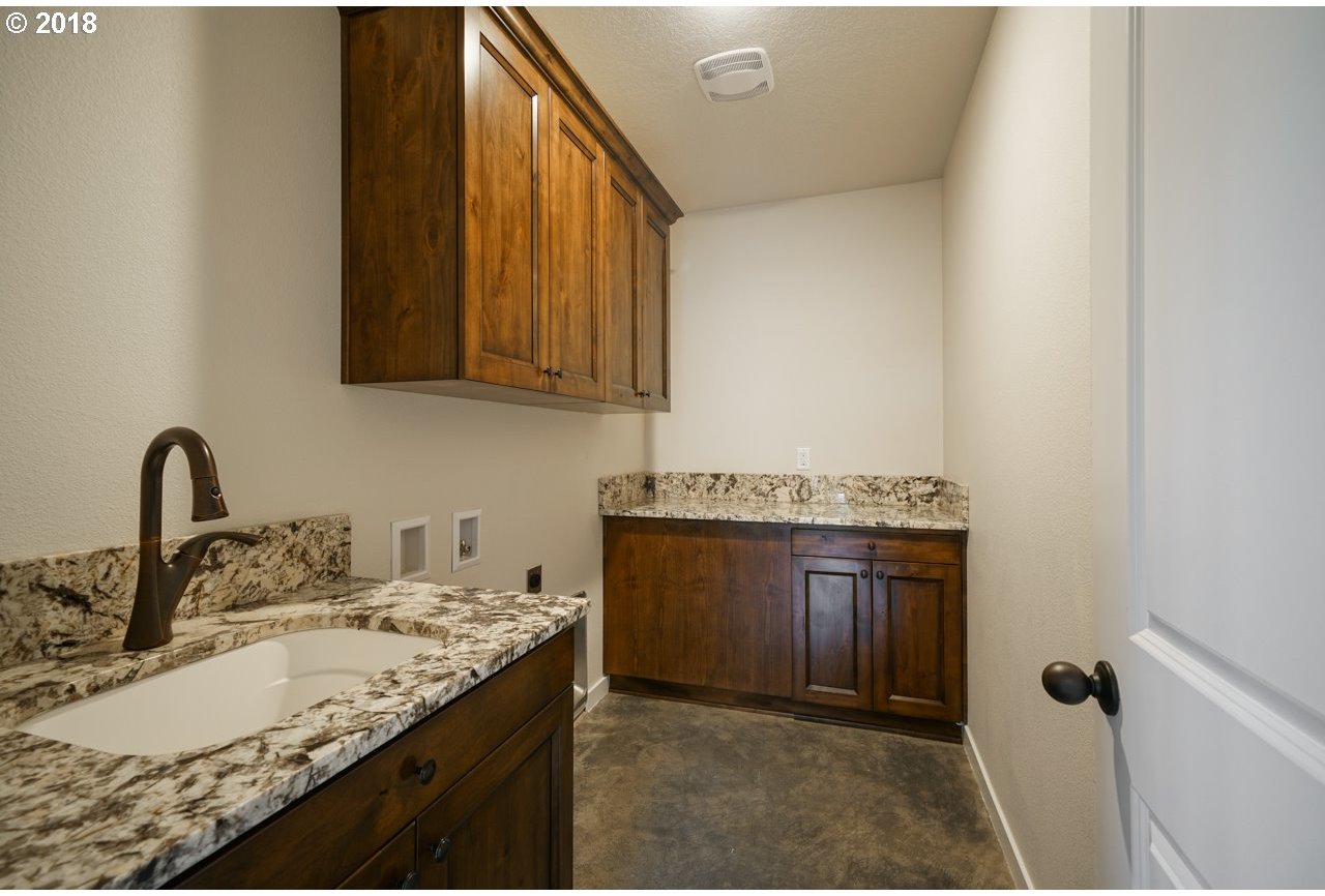 29364 South Marshall Road Mulino, OR 97042 - Photo 25 of 27 Gallery Image 25