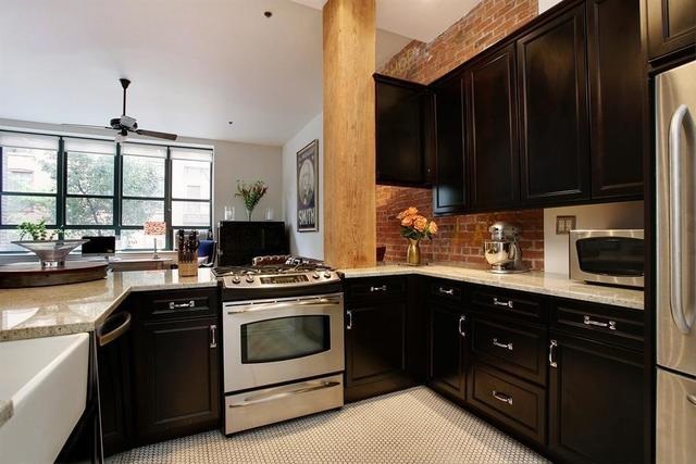 372 Dekalb Avenue, Unit 2H Brooklyn, NY 11205 - Photo 3 of 9