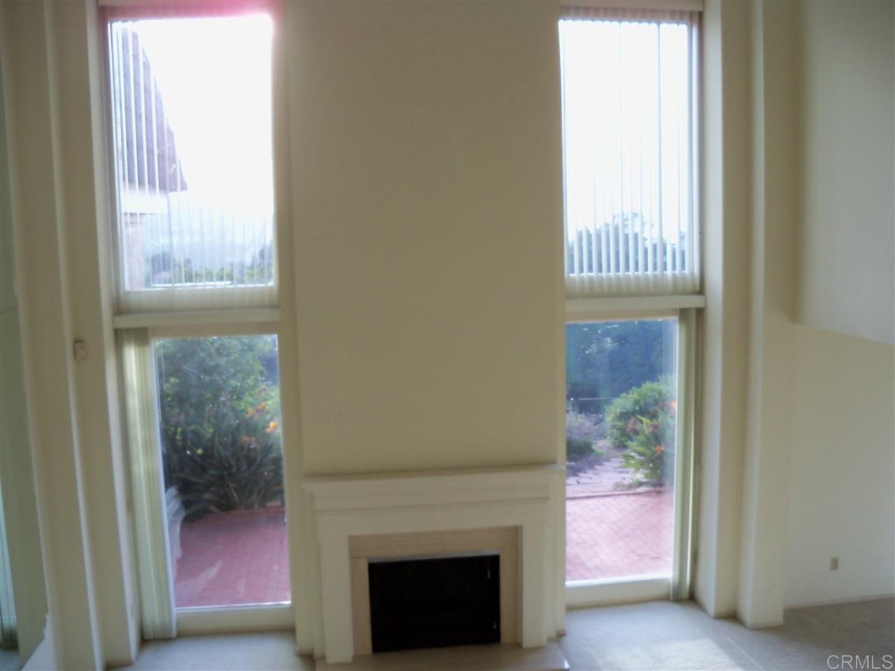 8246 Caminito Maritimo La Jolla, CA 92037 - Photo 5 of 24