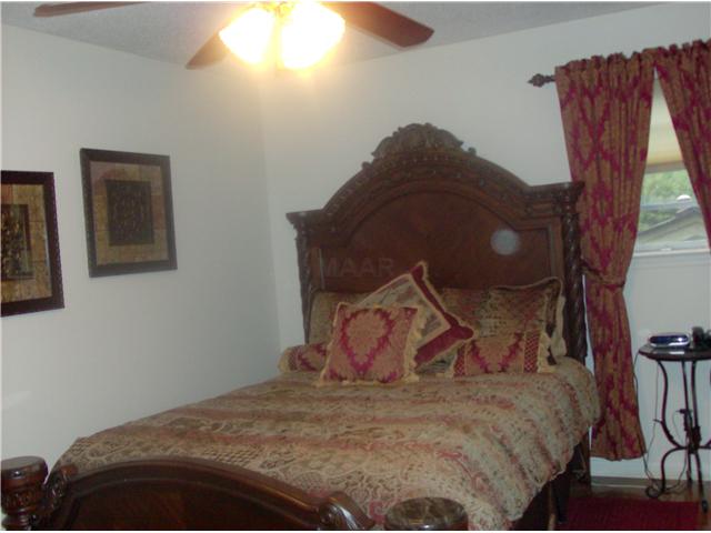 3434 Clarke Road Memphis, TN 38115 - Photo 7 of 12 Master bedroom