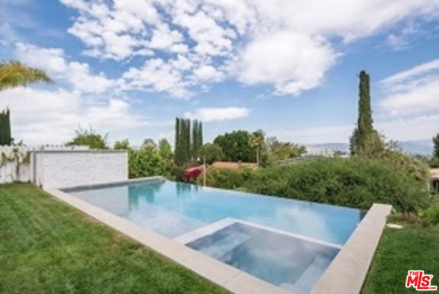 22719 Federalist Road Calabasas, CA 91302 - Photo 1 of 23