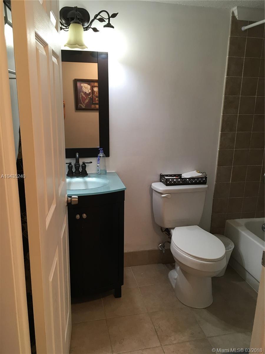 9501 West McNab Road, Unit 101 Tamarac, FL 33321 - Photo 13 of 24 Gallery Image 13