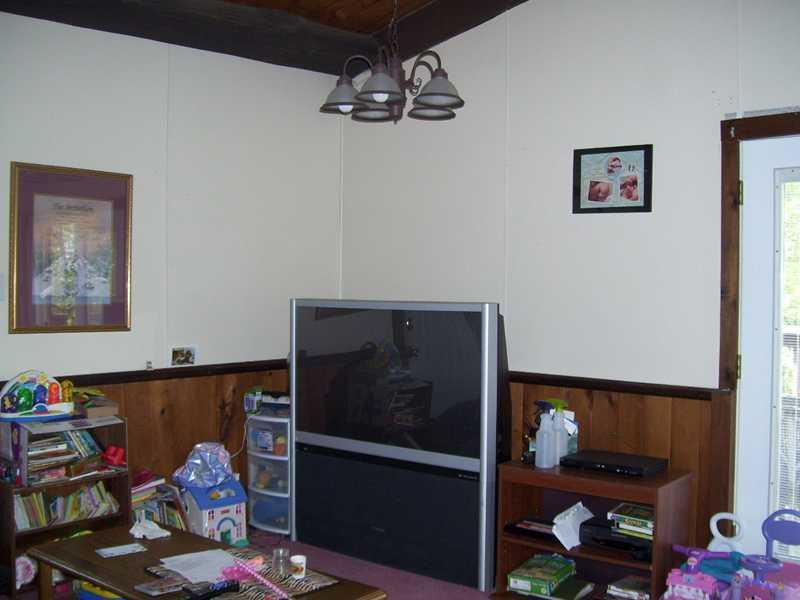 142 Airport Road Mount Pleasant, PA 15666 - Photo 7 of 25 Gallery Image 7
