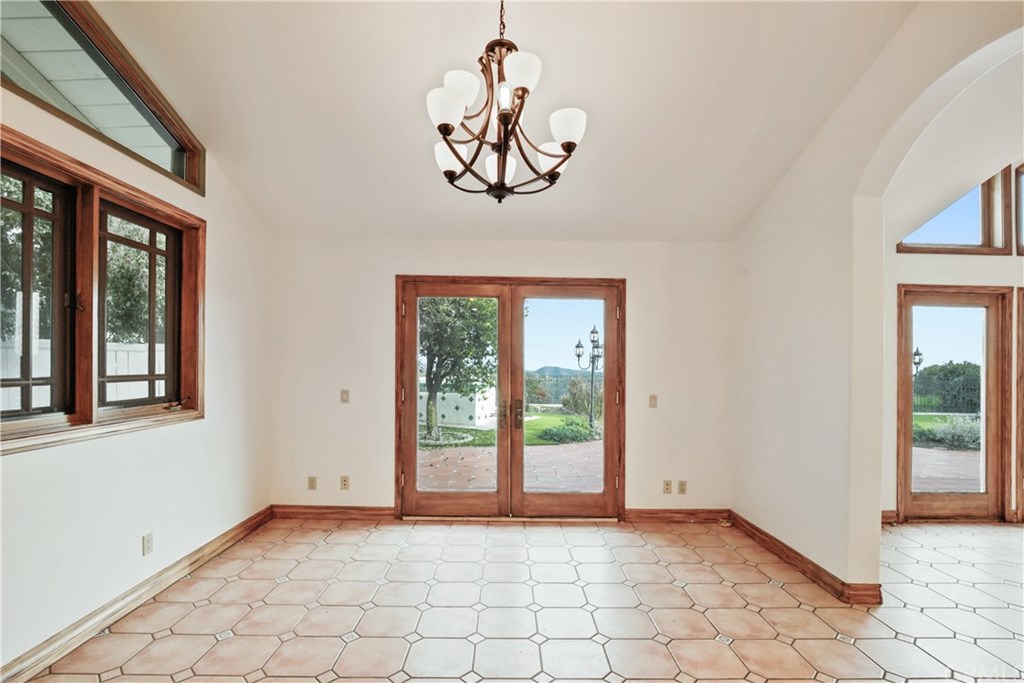 2380 Roscomare Road Los Angeles, CA 90077 - Photo 22 of 51