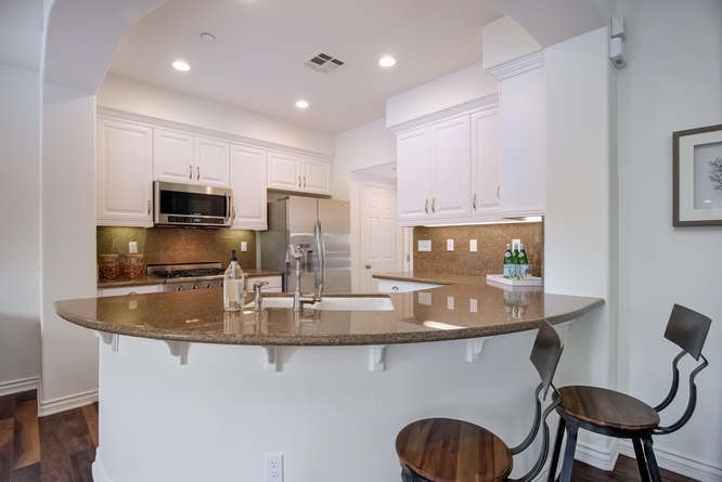 564 Beach Street Encinitas, CA 92024 - Photo 6 of 25