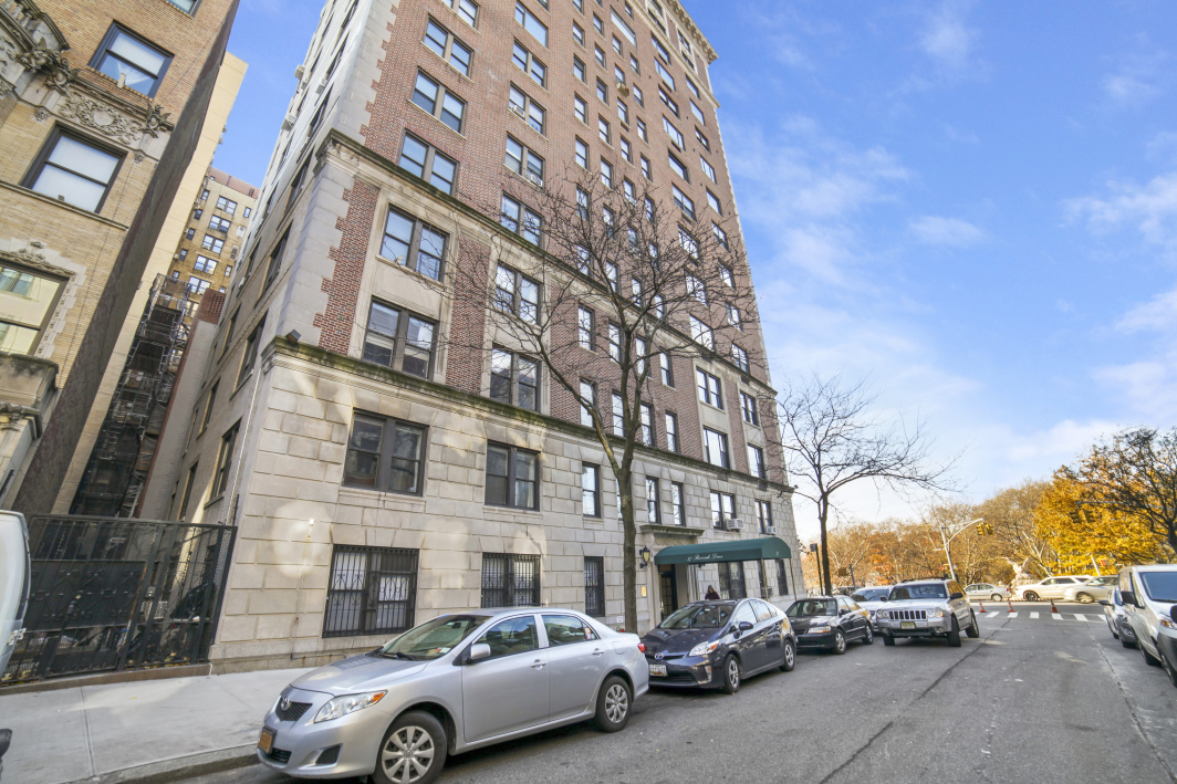 37 Riverside Drive, Unit 5B Manhattan, NY 10023 - Photo 8 of 9