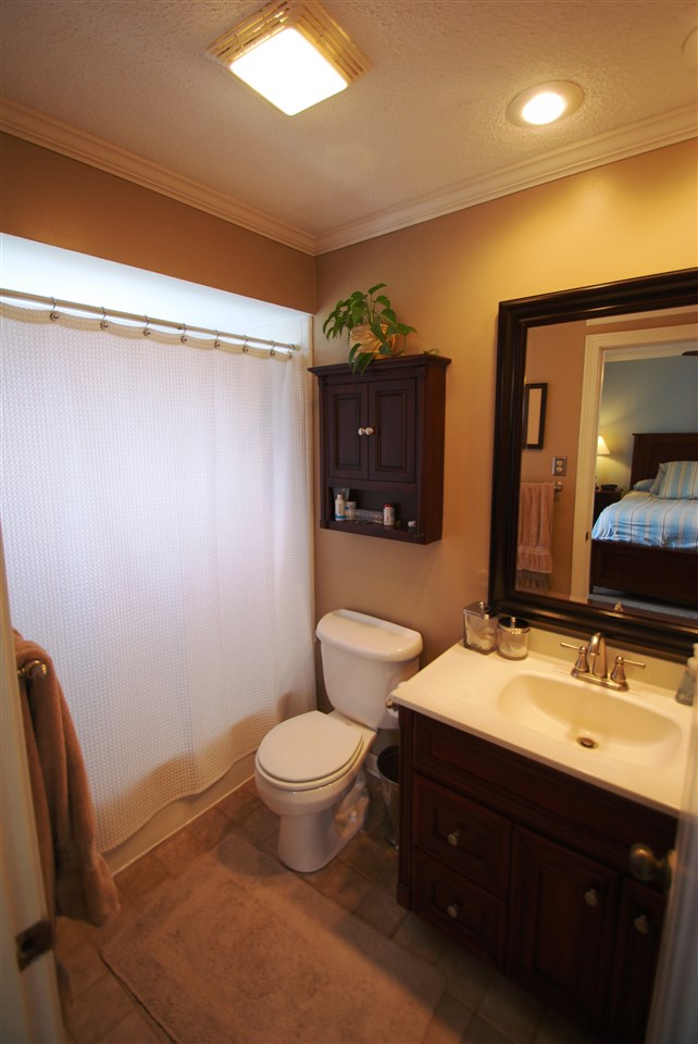1951 Newfields Road Germantown, TN 38139 - Photo 16 of 24 Gallery Image 16