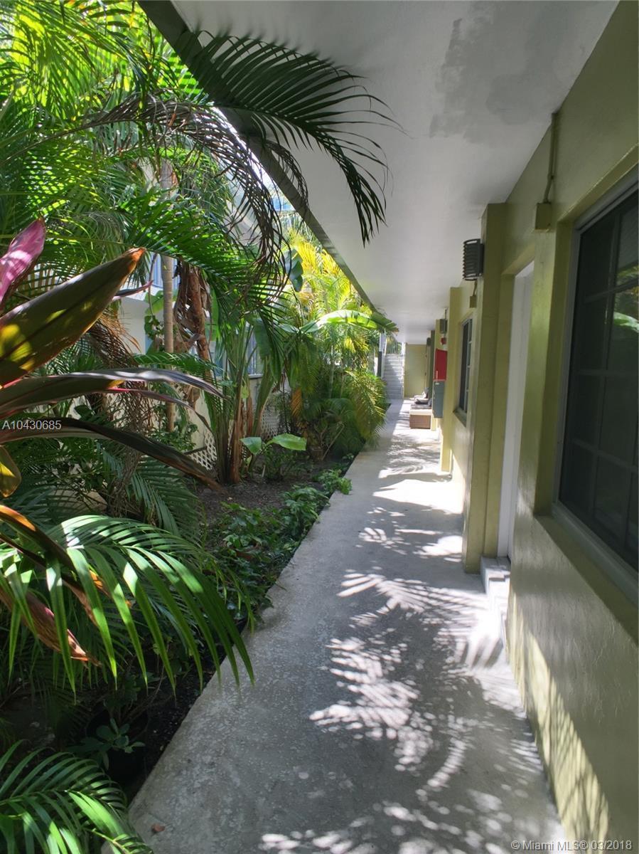 1220 Alton Road, Unit 106 Miami Beach, FL 33139 - Photo 3 of 5