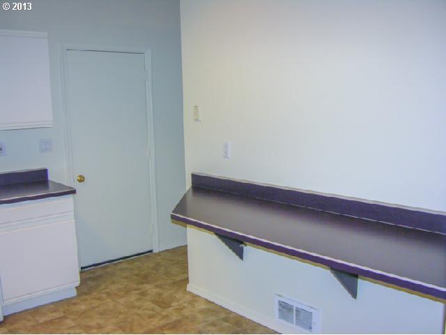 60100 Navajo Road Bend, OR 97702 - Photo 4 of 16