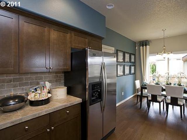 16767 Southwest Romeo Terrace, Unit 237 King City, OR 97224 - Photo 4 of 16 Gallery Image 4