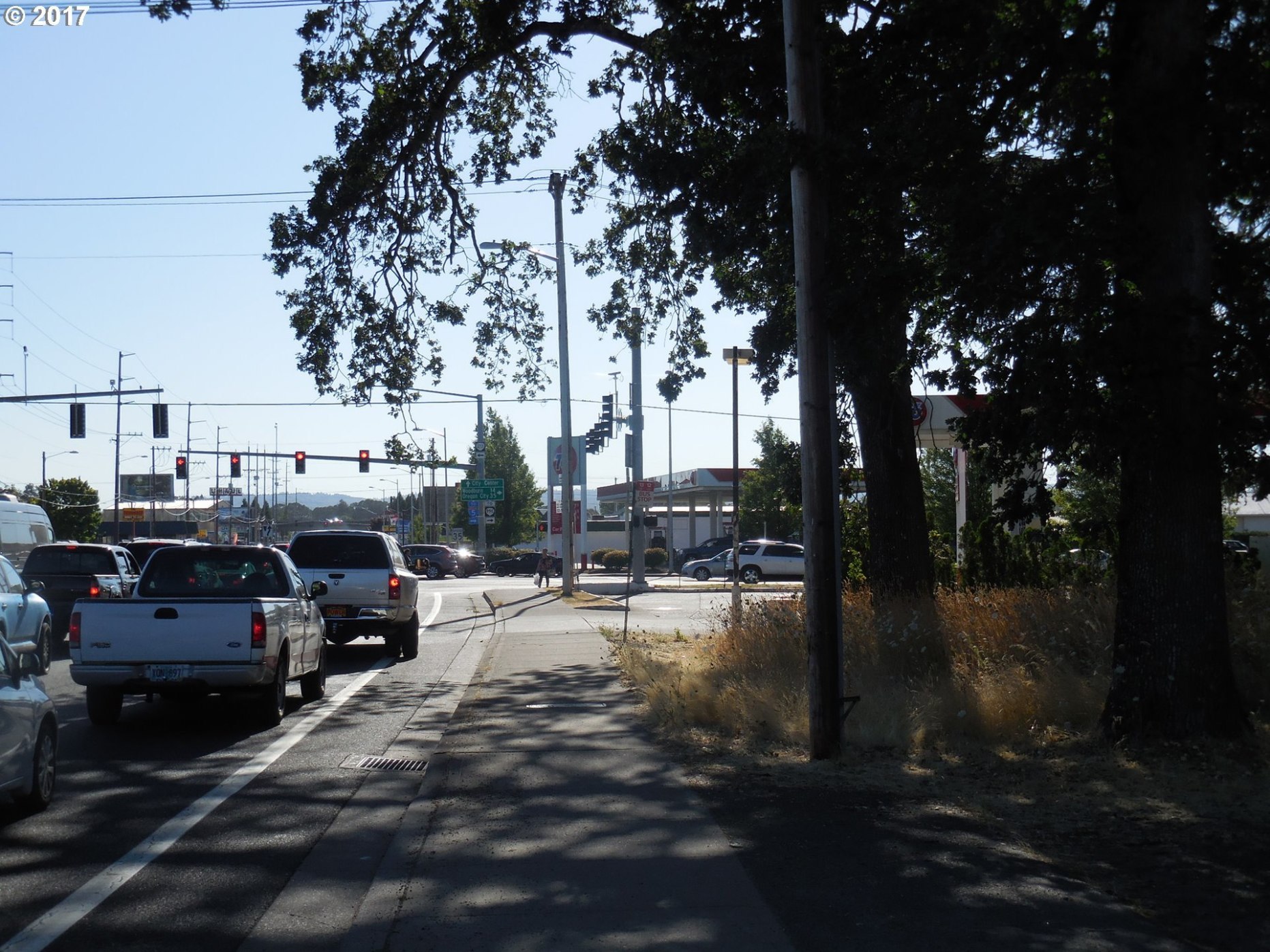 4045 Silverton Road Northeast Salem, OR 97305 - Photo 10 of 11 Gallery Image 10