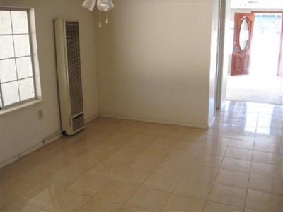 13138 Gosford Road Bakersfield, CA 93313 - Photo 4 of 6 Gallery Image 4