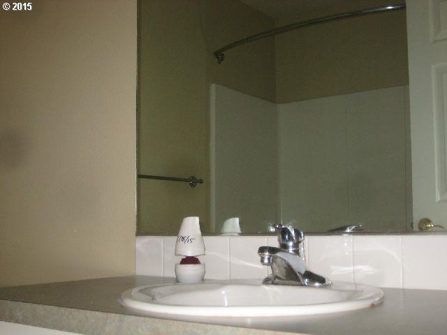 10319 Southwest Denney Road Beaverton, OR 97008 - Photo 12 of 16 Gallery Image 12