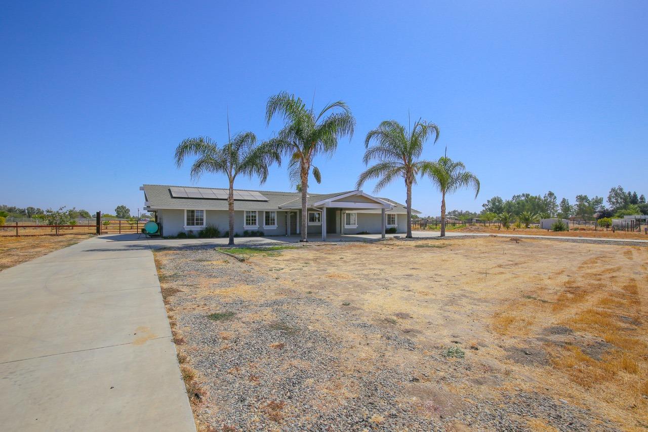 20189 Olympia Road Madera, CA 93638 - Photo 3 of 44 Gallery Image 3