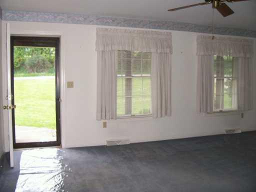 376 Walnut Hill Road Uniontown, PA 15401 - Photo 4 of 8