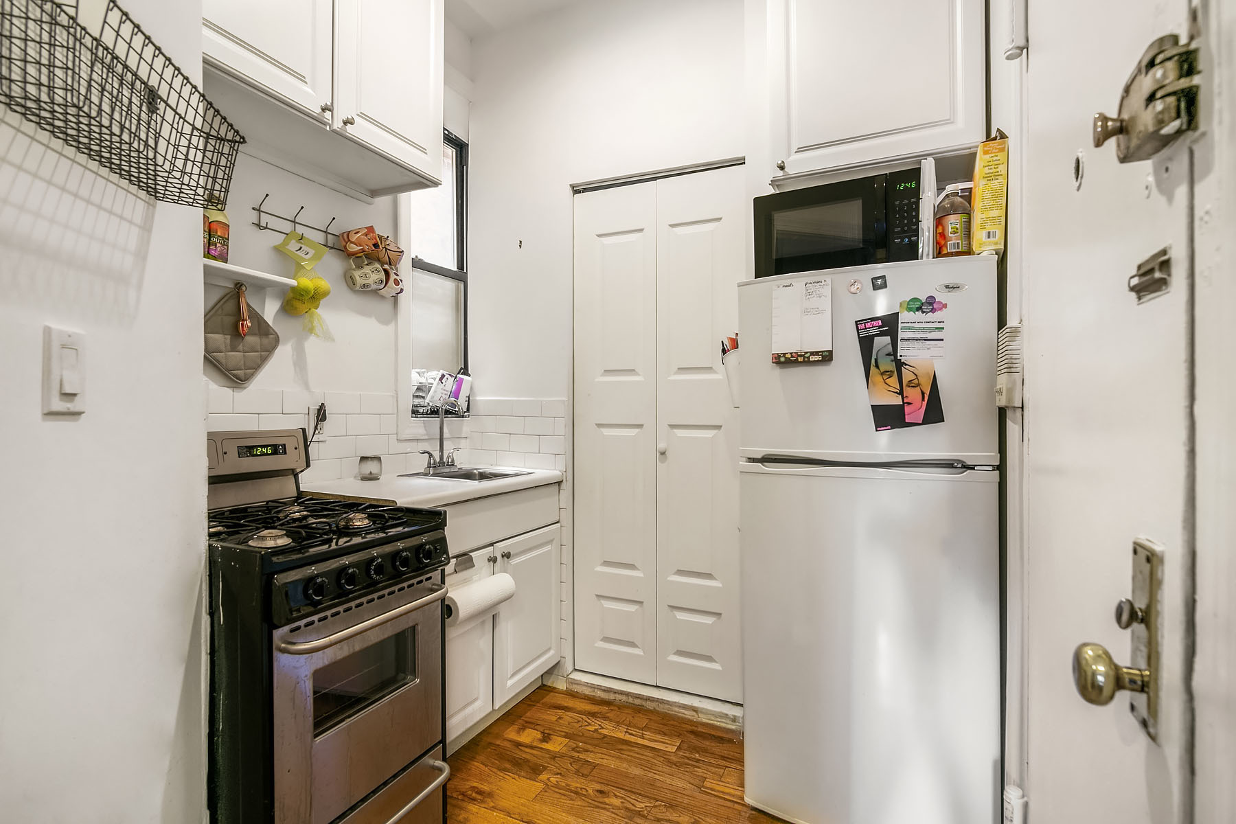 194 Bleecker Street, Unit 1C Manhattan, NY 10012 - Photo 3 of 5