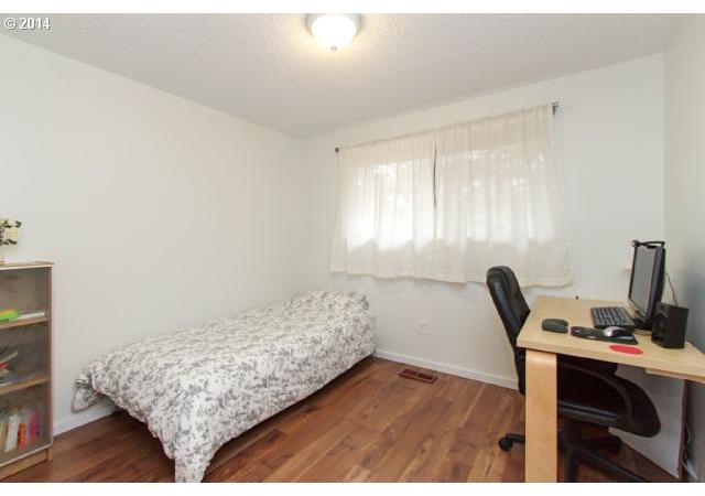 18070 Southwest Kinnaman Road Aloha, OR 97078 - Photo 13 of 16 Gallery Image 13