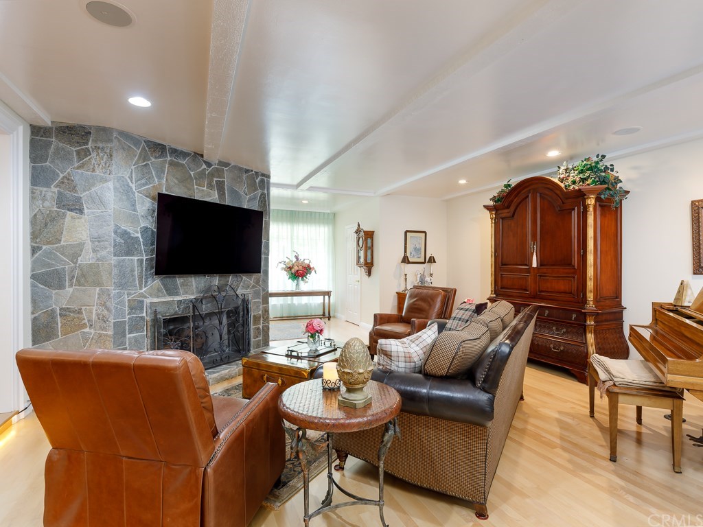 6 Dapplegray Lane Rolling Hills Estates, CA 90274 - Photo 10 of 53