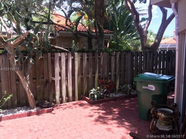 10907 Southwest 75th Terrace Miami, FL 33173 - Photo 12 of 18