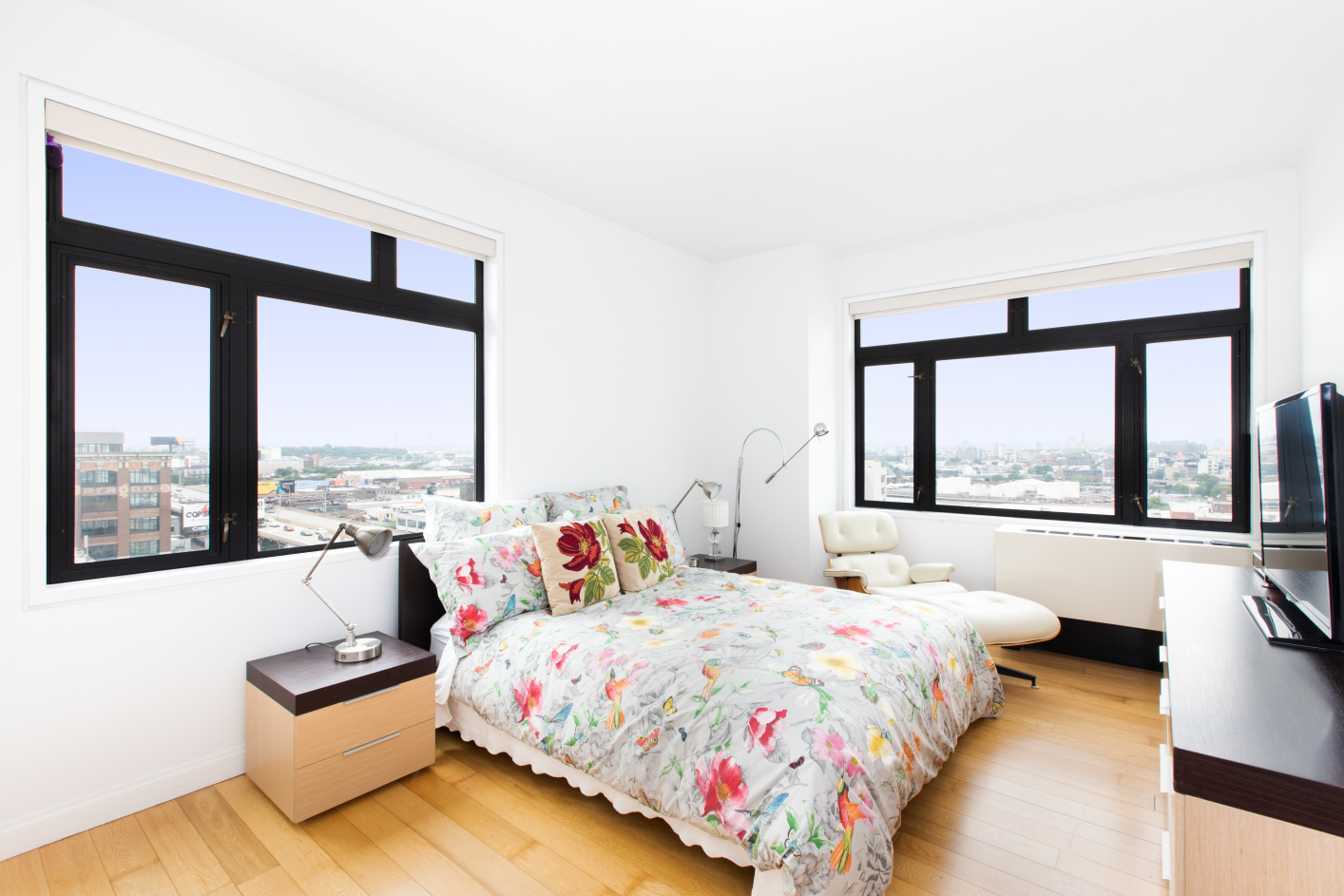 1102 49th Avenue, Unit PH10A Queens, NY 11101 - Photo 5 of 19