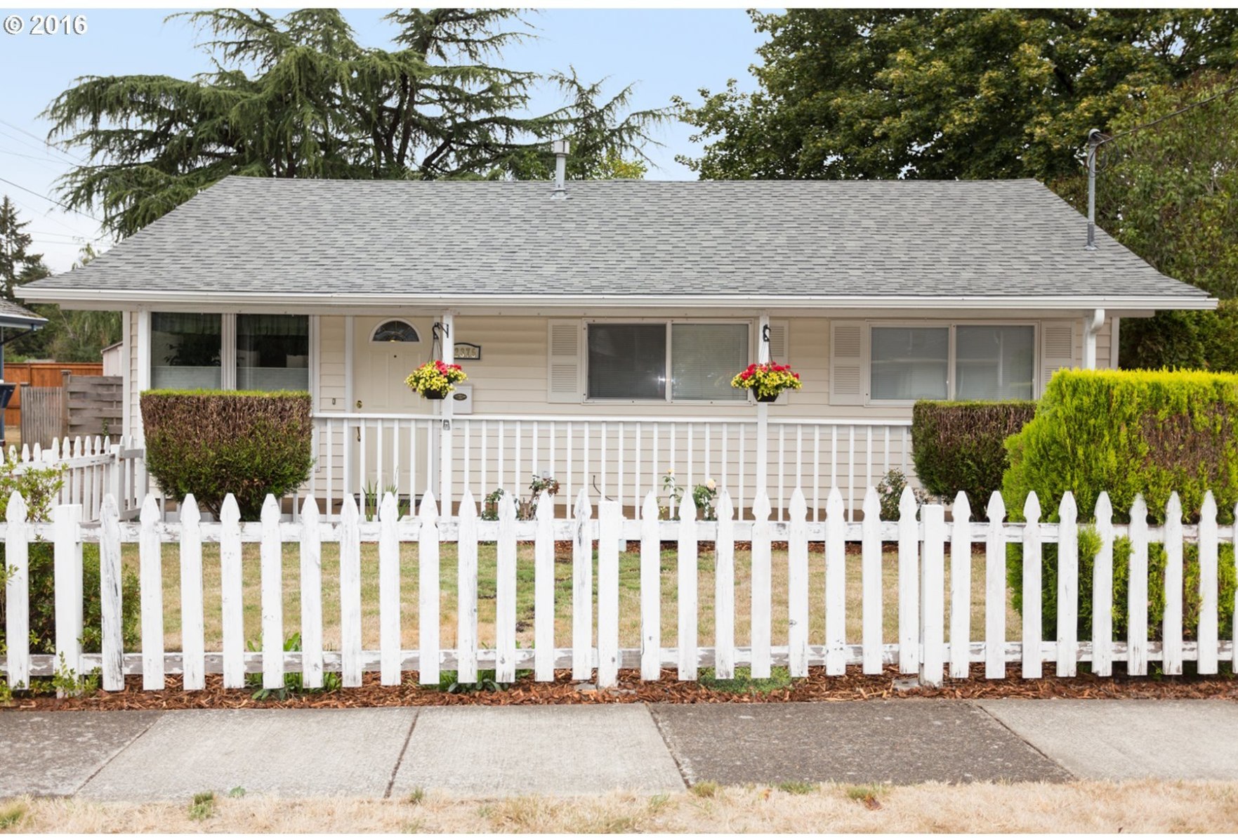 12375 Southwest 9th Street Beaverton, OR 97005 - Photo 2 of 32 Gallery Image 2