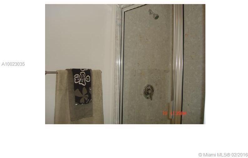 185 Southwest 7th Street, Unit 3306 Miami, FL 33130 - Photo 8 of 28