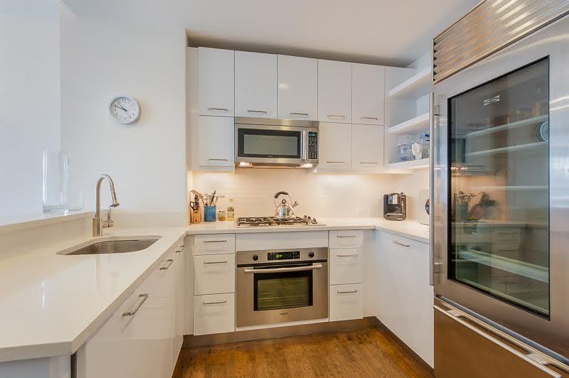 635 West 42nd Street, Unit 20M Manhattan, NY 10036 - Photo 5 of 14