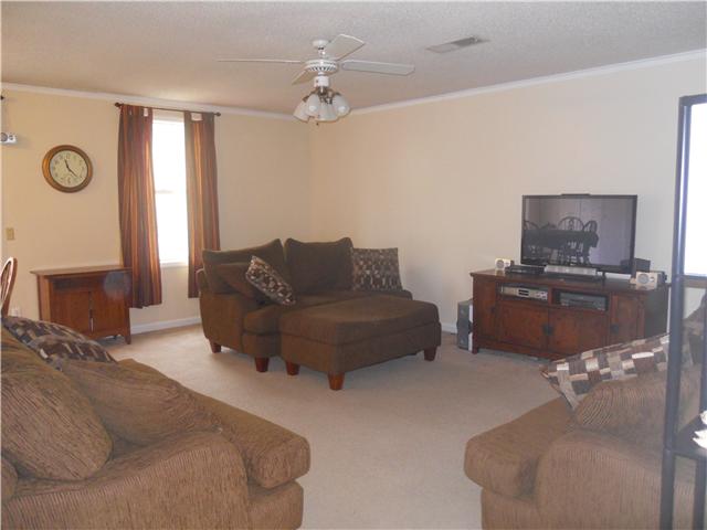 232 Manzano Road Madison, TN 37115 - Photo 6 of 30 Room for lots of furniture and comfortable living.