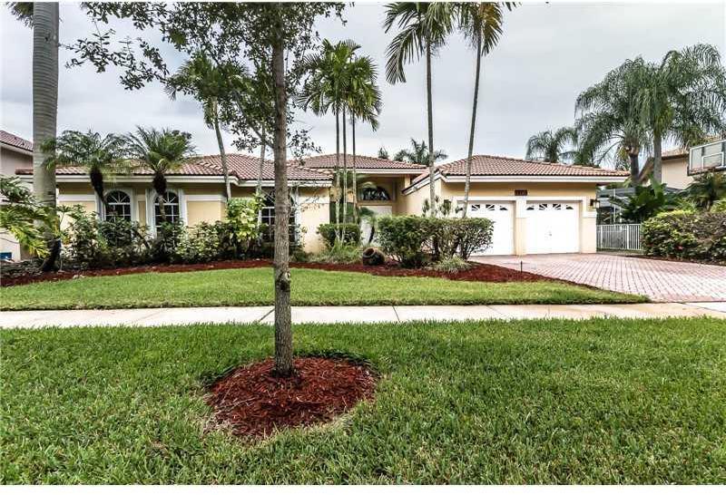 Silver Lakes Pembroke Pines, FL 33029 - Photo 1 of 26