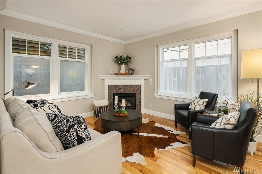 166 17th Avenue, Unit A Seattle, WA 98122 - Photo 5 of 15