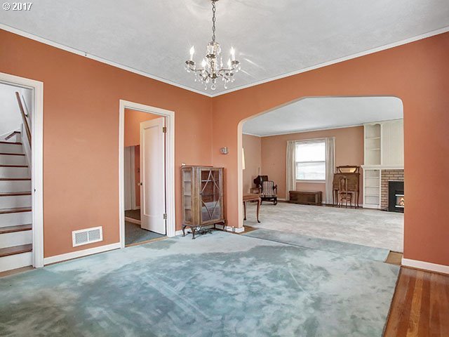 3909 Southwest Troy Street Portland, OR 97219 - Photo 5 of 28 Gallery Image 5