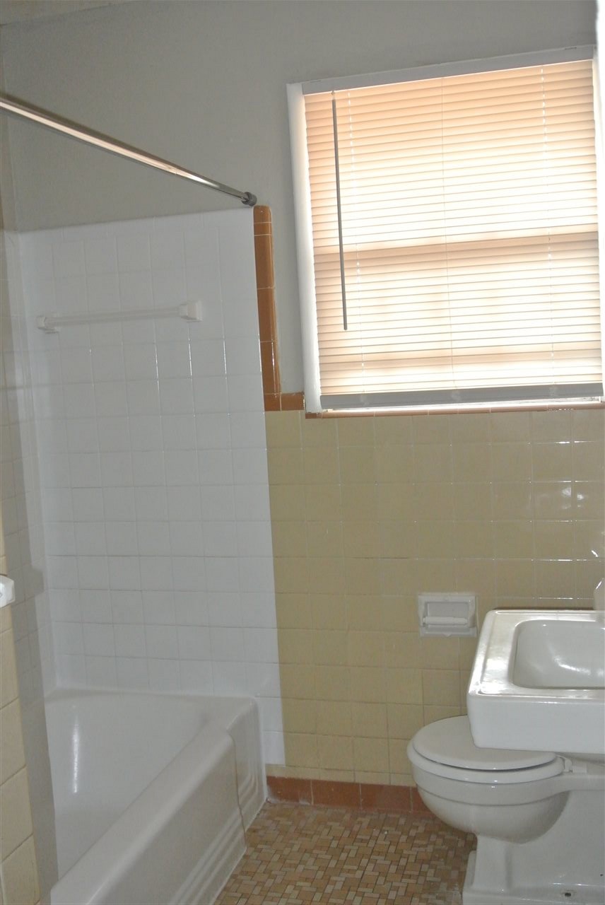 3939 Brompton Road Memphis, TN 38118 - Photo 12 of 16 Gallery Image 12