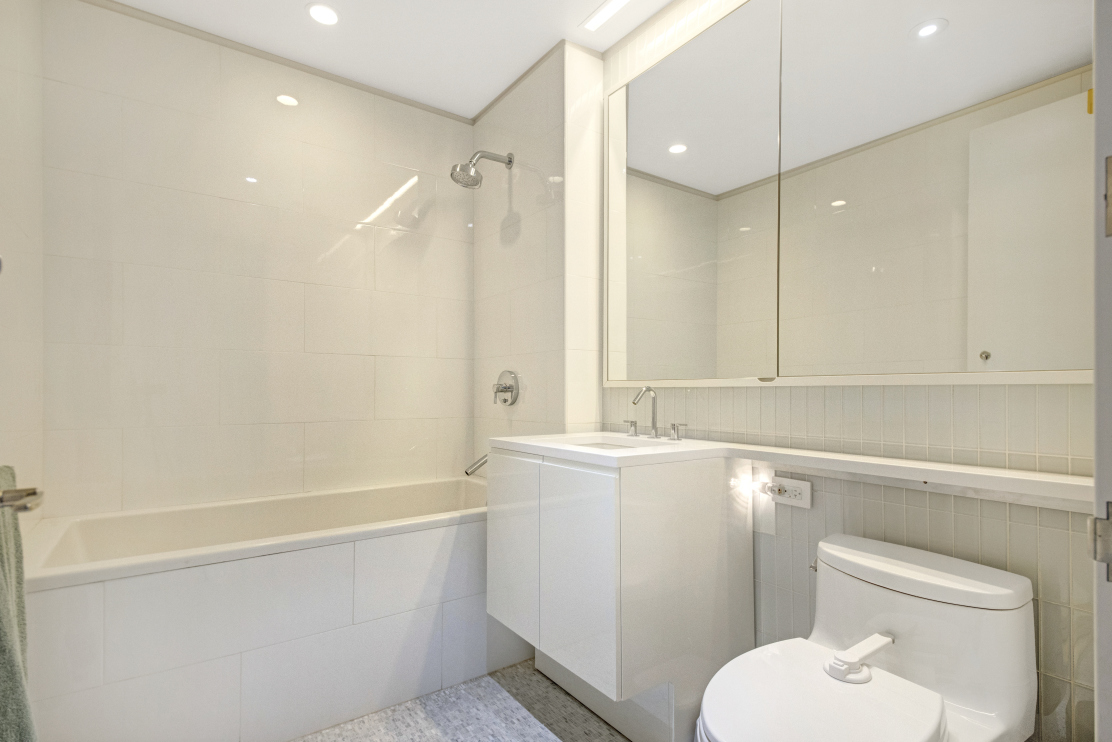 50 Riverside Boulevard, Unit 3E Manhattan, NY 10069 - Photo 8 of 10