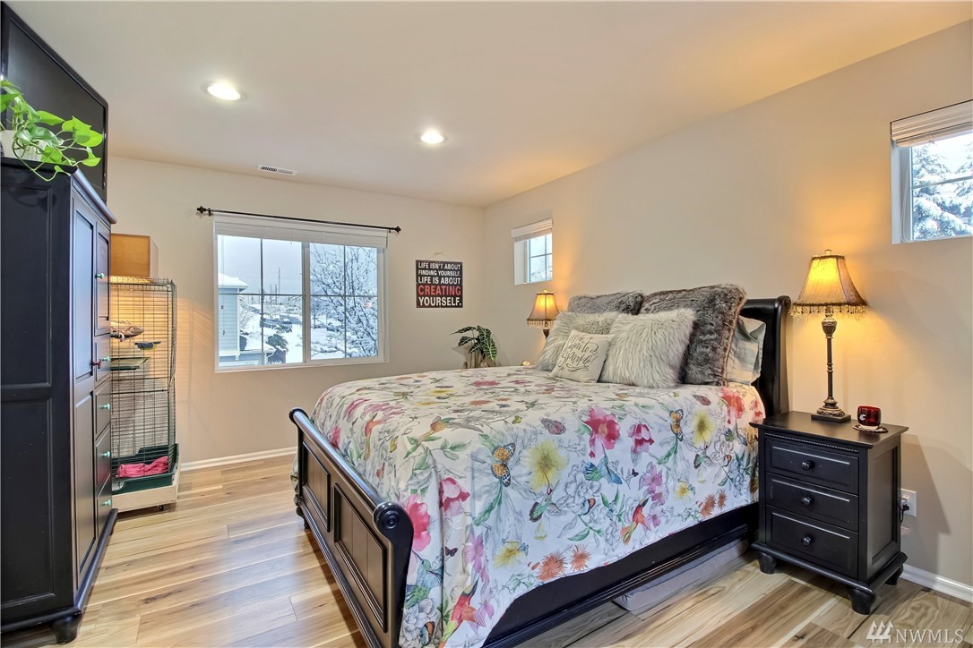 18326 38th Avenue Southeast Bothell, WA 98012 - Photo 15 of 25 Gallery Image 15