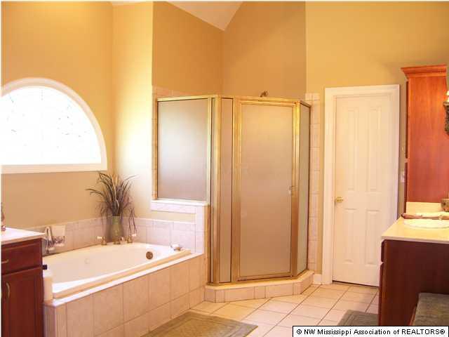 4702 Grazeland Road Olive Branch, MS 38654 - Photo 11 of 12 Gallery Image 11